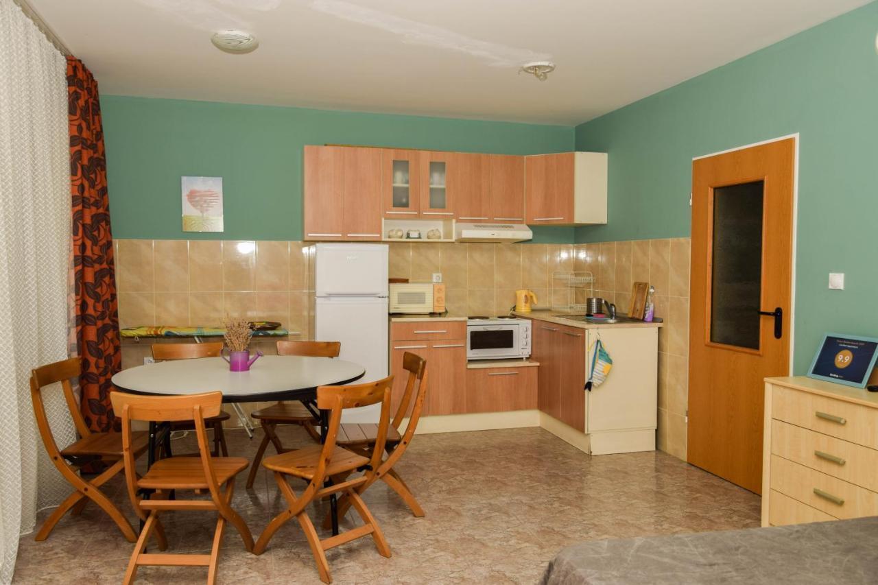 Comfort Apartment Pomorie Exteriör bild